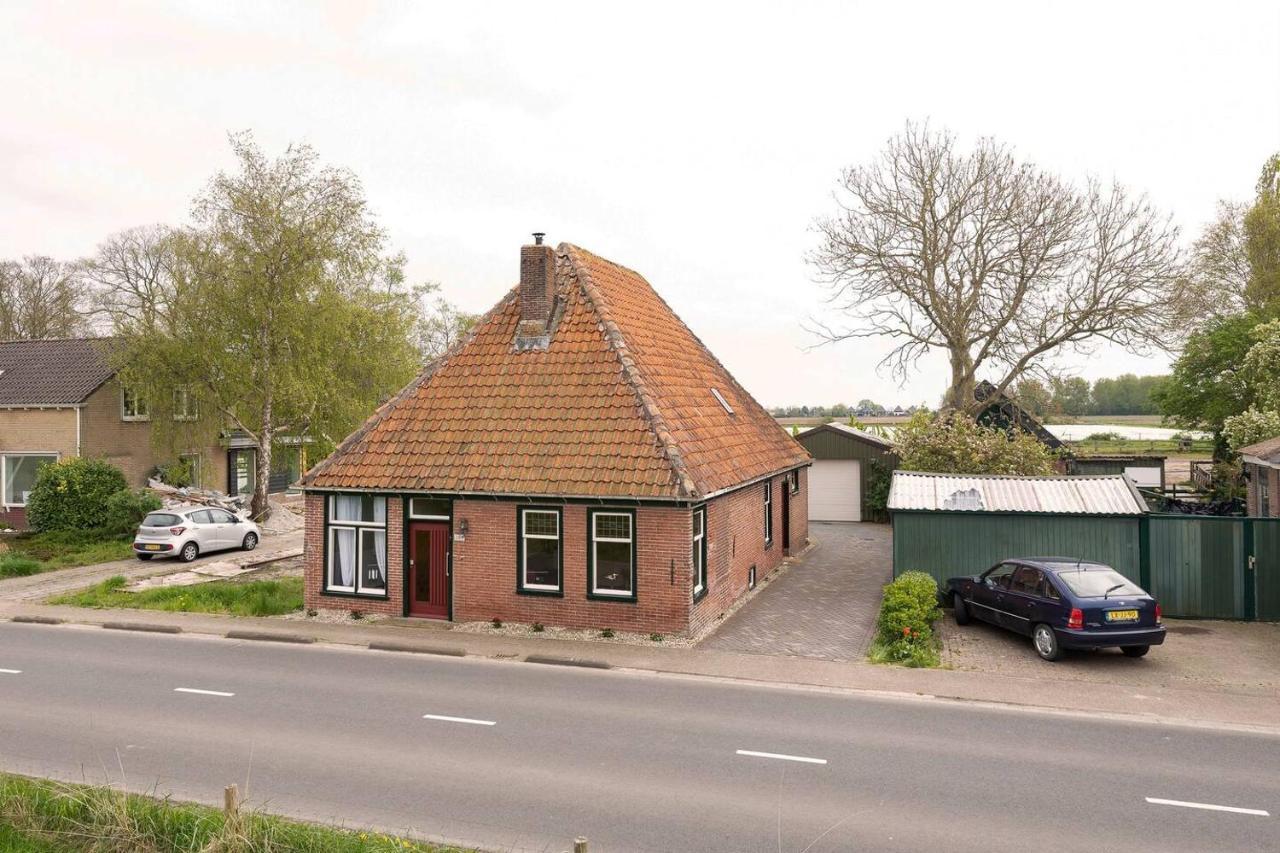 Private Characteristic Farmhouse Near The Lake Andijk Esterno foto
